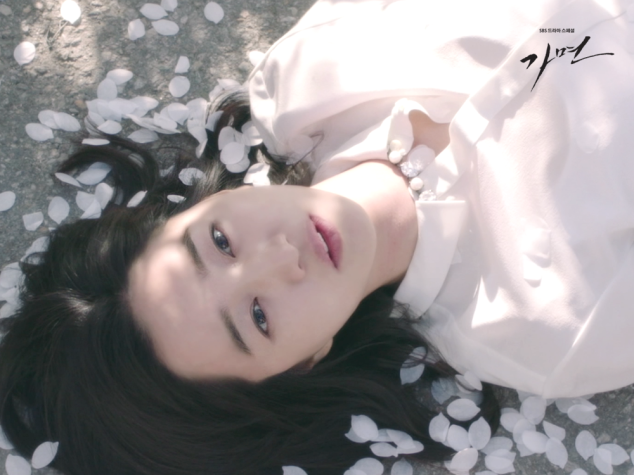 Byun Ji-sook (Soo Ae)'s Cherry Blossoms Scene in 2015 Korean Drama Mask